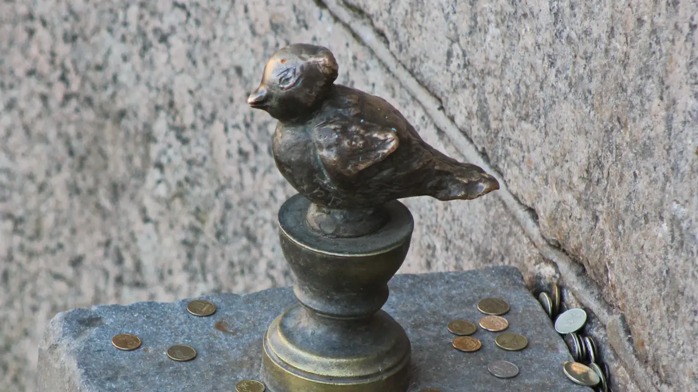 статуя, птица, деньги