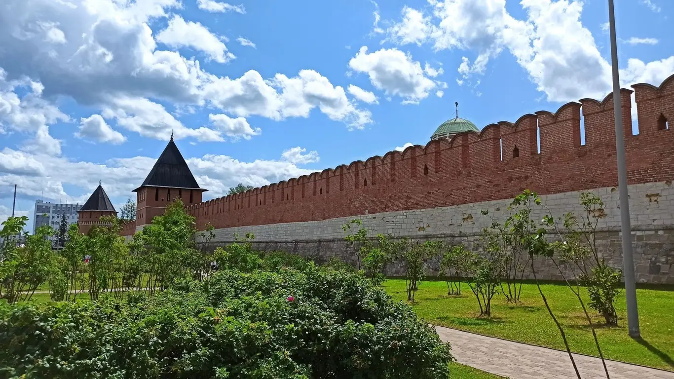 кремль, стена, башни, деревья